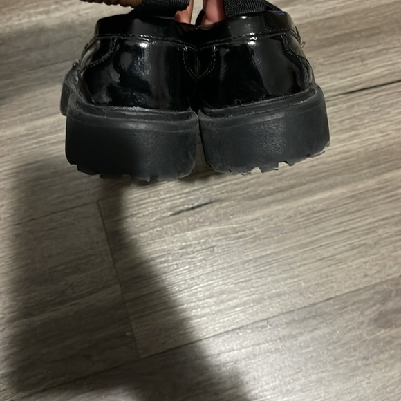 Zara toddler girl school lofters - Picture 3 of 6